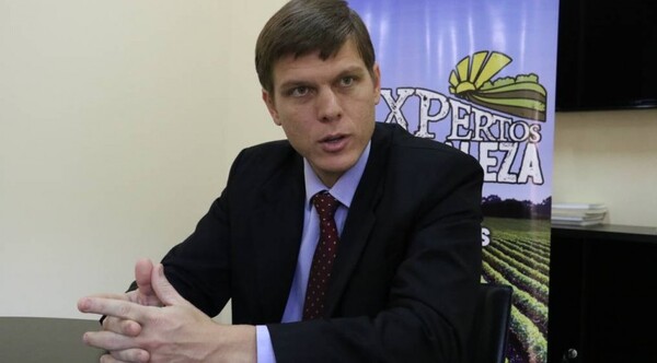 Brunetti sigue con pretensiones de ocupar la intendencia asuncena