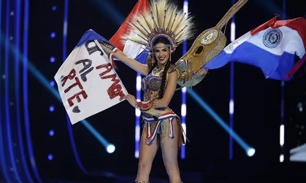 Elicena Andrada compite por la corona de Miss Universo