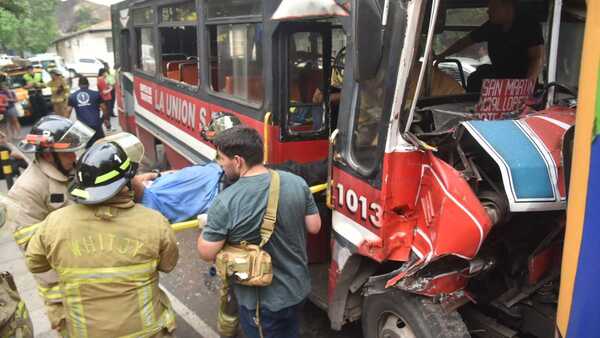 MOPC sobre bus que quedó sin frenos: “Es regulado por la Comuna de Asunción”