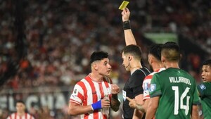 Daniel Garnero recupera a Adam Bareiro y pierde a Robert Rojas