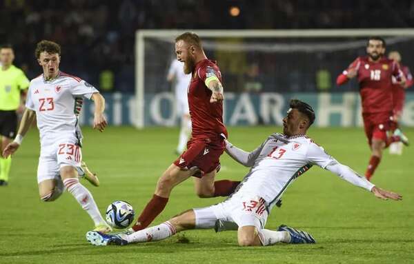 Gales se complica la clasificación tras empatar en su visita a Armenia - Fútbol Internacional - ABC Color