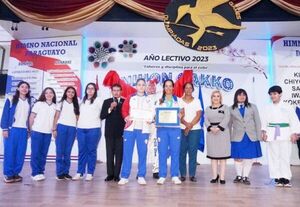 Nihon Gakko homenajeo a la medallista de oro Sofía García