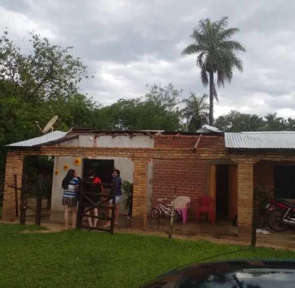 Temporal causa daños materiales en viviendas de Misiones - Nacionales - ABC Color
