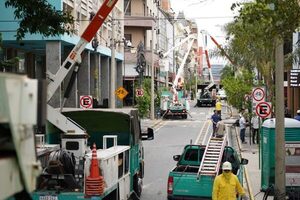 ANDE inició el retiro total de cables aéreos en la calle Palma - El Trueno