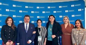 La Nación / El poncho para’i de 60 listas está cerca de convertirse en patrimonio de la Unesco