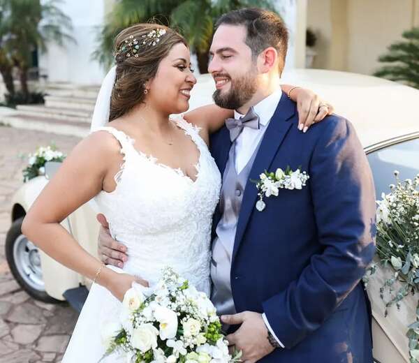 María del Carmen Mendieta Salinas y Álvaro Rubén Franco Ortiz se casaron - Sociales - ABC Color