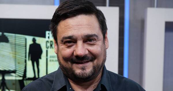 La Nación / Buzarquis: “Ser solo opositor ya no alcanza”