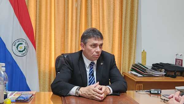 “La intención es que Fiscalía siga sometida al poder político, que es el Legislativo”