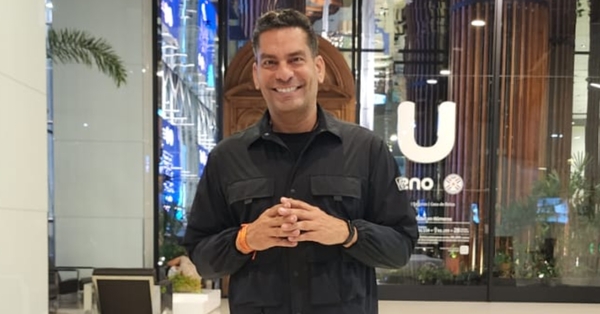 El conferencista Ismael Cala ya llegó al Paraguay