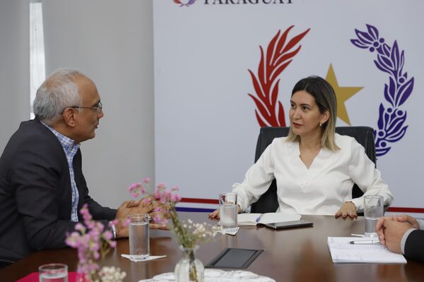 Sector de multitiendas proyecta aumentar compra de textiles y calzados nacionales - .::Agencia IP::.