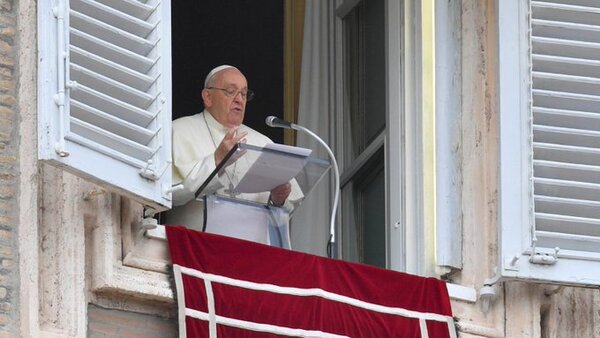 Papa invitó a la Iglesia a trabajar en contra de los abusos sexuales | 1000 Noticias