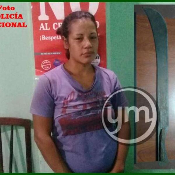 Con machete en mano amenaza a su ex pareja