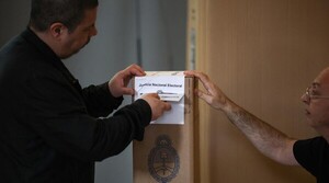 Al cierre de los comicios en Argentina la participación trepó al 76% - La Tribuna