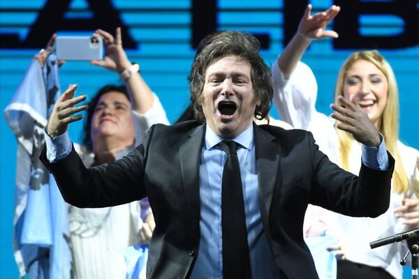 Javier Milei le ganó a Sergio Massa y será el próximo presidente de la Argentina | 1000 Noticias