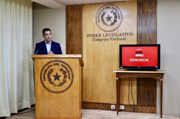 Arévalo desafía a Salud: «Quiero ver si las dosis de febrero llenan las plazas o es puro Marketing»