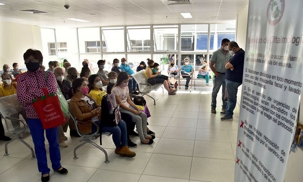 Cuestionada estructura de IPS busca apoyo político de actual gobierno, afirman