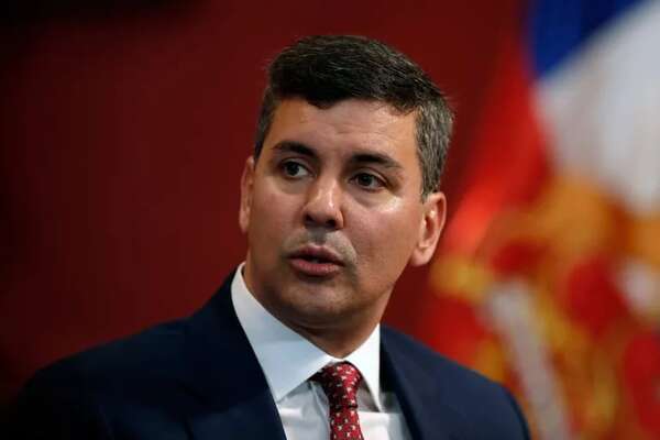 Nuevos comandantes militares asumen mañana - Política - ABC Color