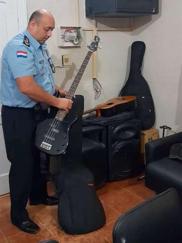 Recuperan lo robado de una iglesia de Mariano Roque Alonso - Policiales - ABC Color