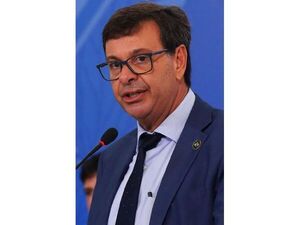 Nuevo ministro de Turismo de Brasil no quiere más cierres
