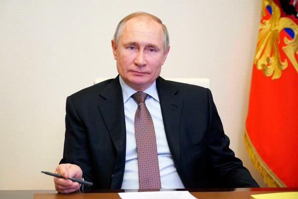 Putin en perfecto estado de salud, aun no se revelaron los resultados del test
