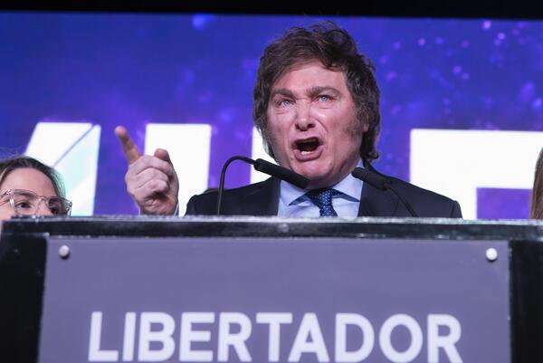 Milei gana la presidencia en Argentina: “Empieza el fin de la decadencia” - trece