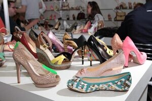 Diario HOY | Multitiendas prevén aumentar compra de textiles y calzados nacionales