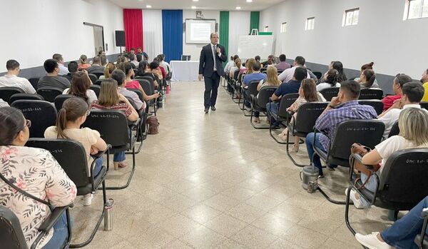 Disertaron sobre Sucesión en II módulo del Diplomado en Ciencias Jurídicas