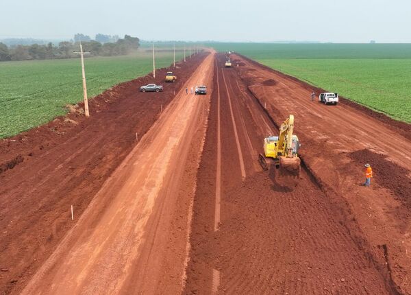 Se inicia la construcción de los 60 km de asfaltado en Mbaracayú - La Clave