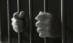 Aprehenden a joven que agredió a sus padres y familiares en Coronel Oviedo – Prensa 5