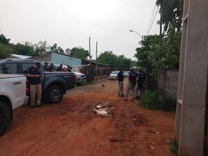 Dos detenidos tras incursión policial en Zeballos Cué y Viñas Cué