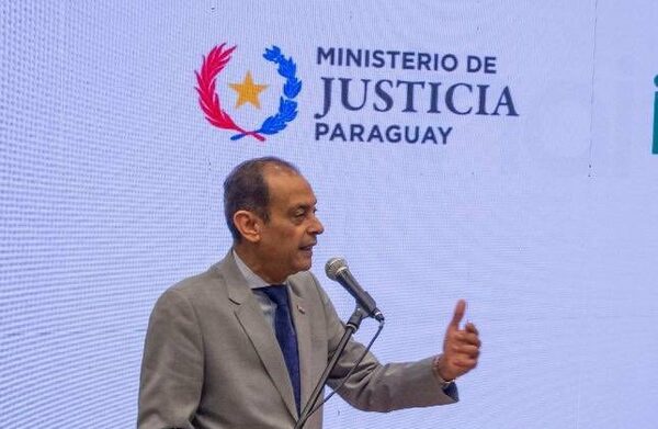 Diario HOY | Barchini responde a las críticas: "Prendimos la luz y las cucarachas tratan de esconderse”