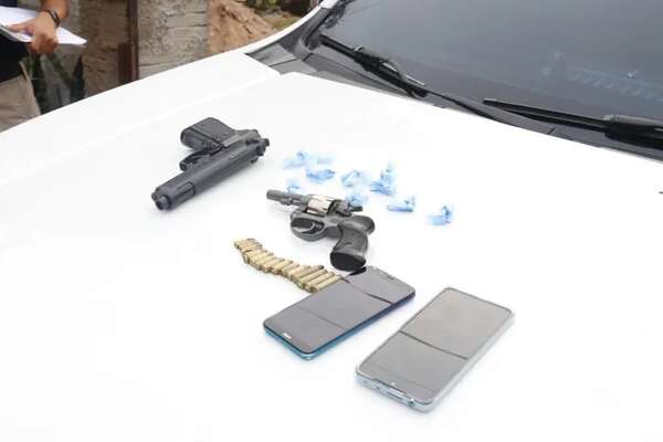 Buscan a miembros de presunta gavilla que se enfrentó a tiros en zona del Botánico - Policiales - ABC Color