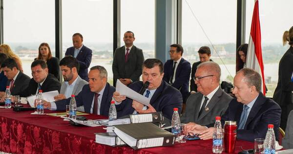 La Nación / Clavos de Abdo: CBI confirma daño patrimonial de UDS 450 millones