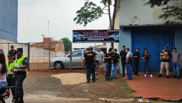 Desconocidos atentaron a tiros contra dueño de playa de vehículos en PJC - Megacadena - Diario Digital