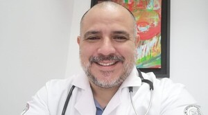 Tapabocas es la única medida sanitaria, dice neumólogo y lamenta decisión en Diputados