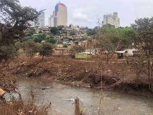 CDE: cesan inundaciones, aunque ribereños siguen en albergues - ABC en el Este - ABC Color