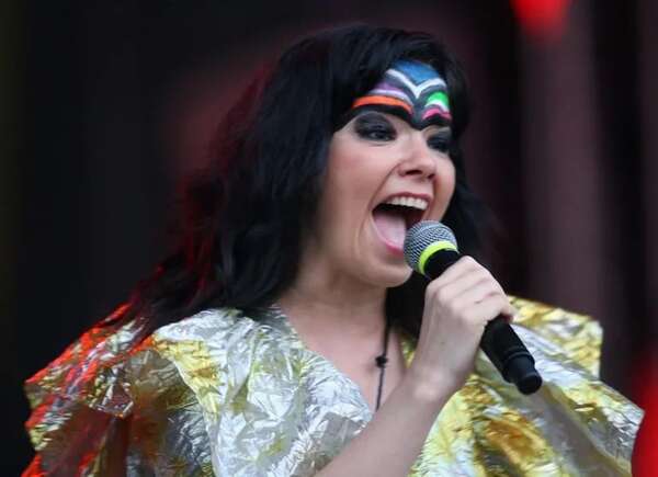 “Oral”, de Björk y Rosalía, se lanza este martes con fines benéficos - Música - ABC Color