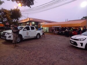 Hospital de Calle'i: Dos delincuentes detenidos por robo de vehículo e intento de asalto » San Lorenzo PY