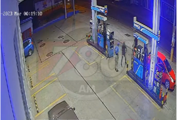 La rápida reacción de un guardia ante delincuentes que asaltaron a un playero, en un auto robado - Megacadena - Diario Digital