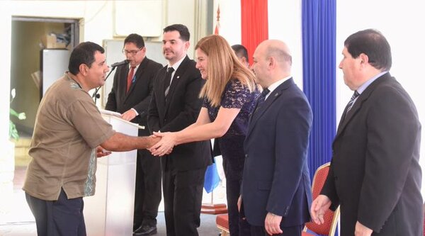 Más de 100 Consejos Regionales y Locales de Salud recibieron fondos de equidad