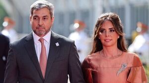 Mario Abdo viajarà a Inglaterra para la coronaciòn del rey Carlos III