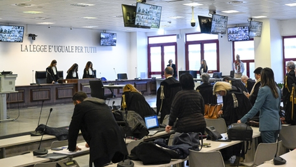 Más de 200 condenados en el macrojuicio contra la mafia calabresa “Ndrangheta” | 1000 Noticias