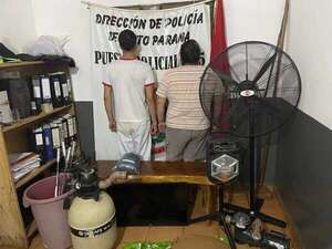 Detenidos tras ofrecer en las redes sociales varios objetos hurtados  - Policiales - ABC Color