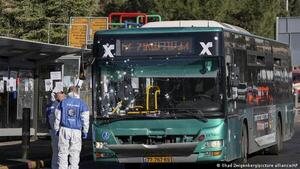 1 muerto y 14 heridos en Jerusalén luego de una explosión de bombas en parada de buses