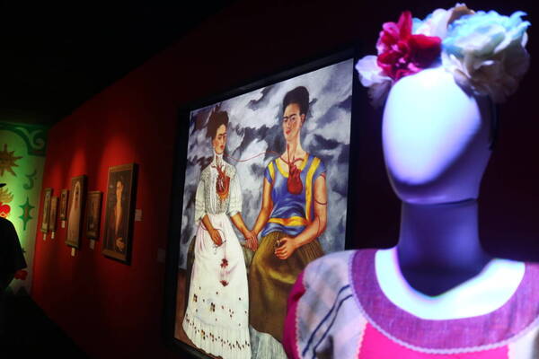 [GALERÍA] ¡La vida y obra de Frida Khalo se muestra en un museo sensorial!