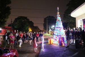 Habilitan “Sendero navideño” en la avenida del barrio San Lorenzo - La Clave