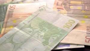 El Gobierno británico subirá un 10 % el salario mínimo hasta los 13,14 euros por hora - Mundo - ABC Color