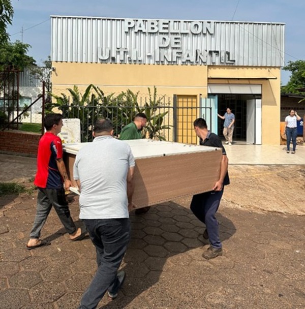 Tesãi dona mobiliarios al Hospital Regional de Ciudad del Este - ADN Digital