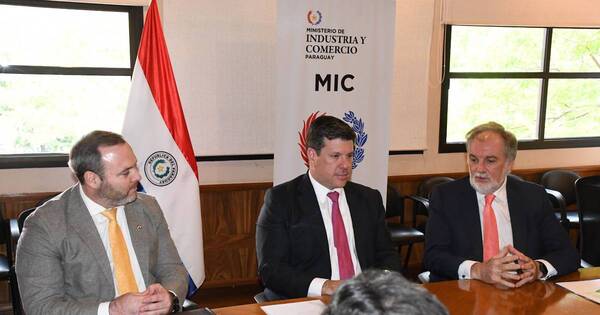 La Nación / MIC y Mades firman convenio para trazabilidad ambiental de productos exportados