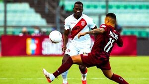 Una apurada Perú recibe a una Venezuela en racha
